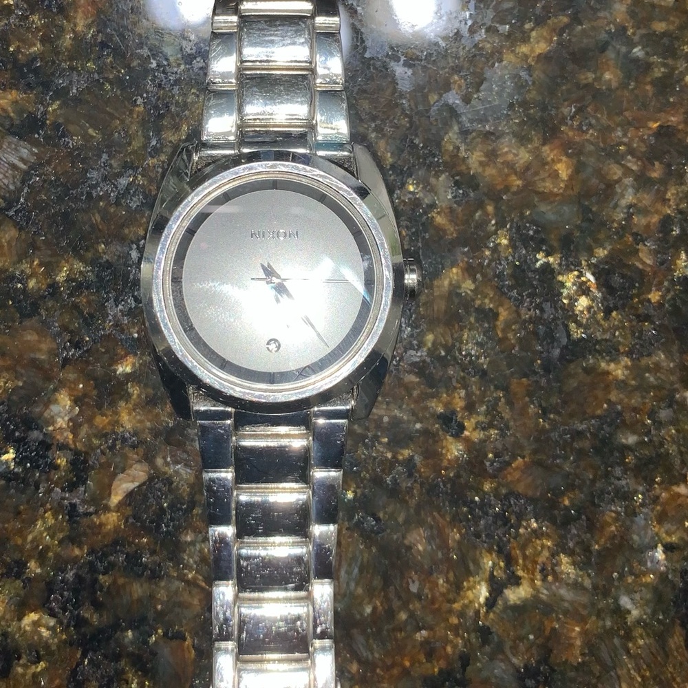 Nixon watch